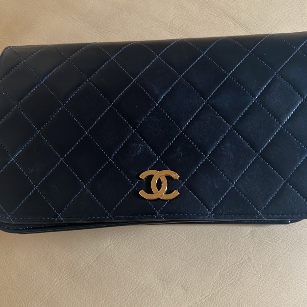 Chanel Black Quilted Crossbody Bag with Gold Chain - Picture 12 of 12